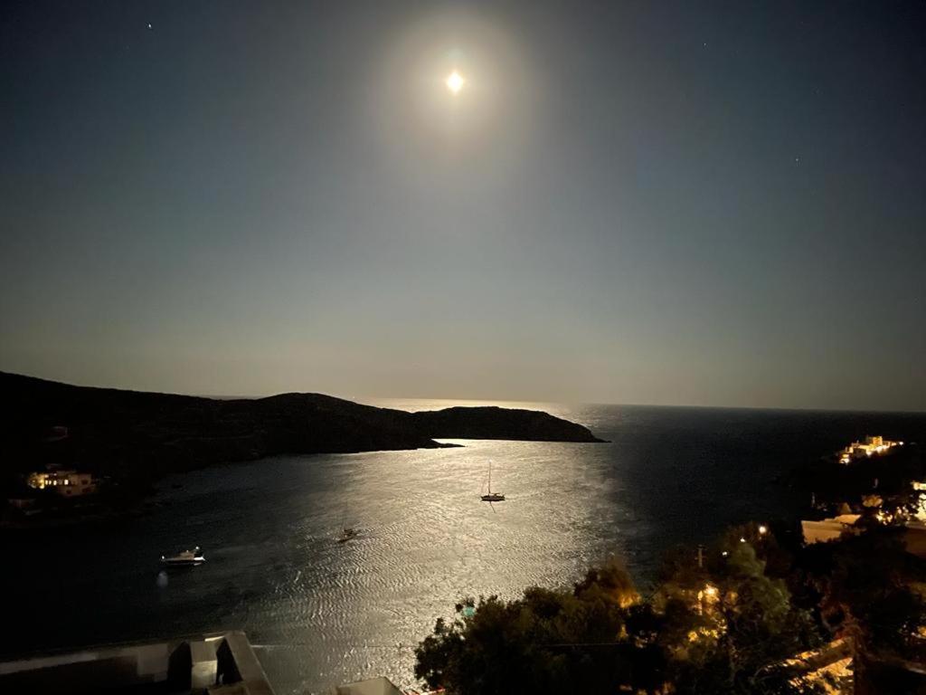 Vacation House With Stunning View - Vári Kültér fotó