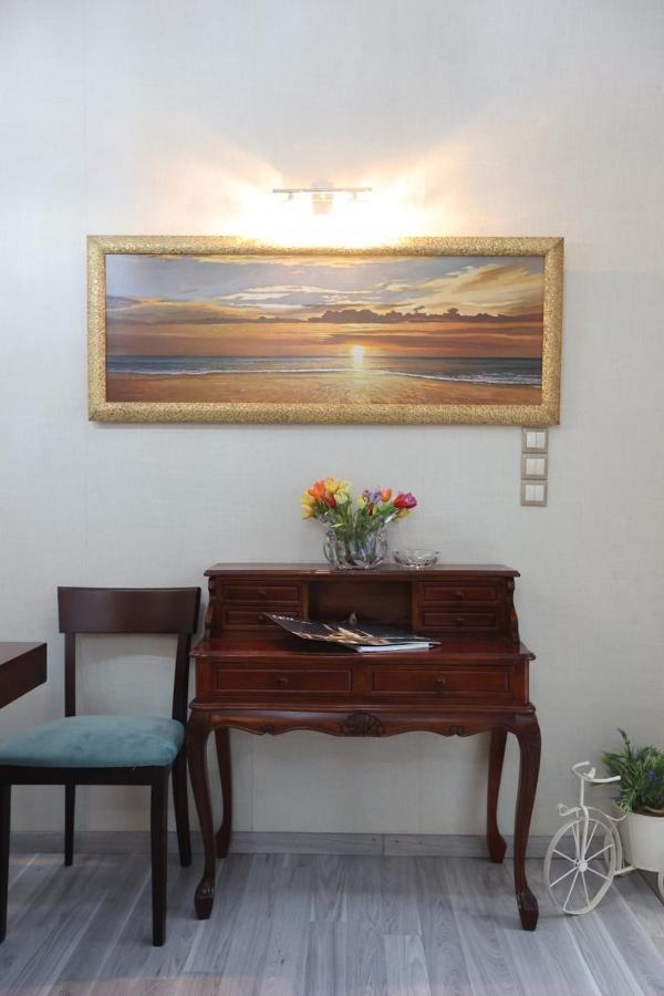 Vacation House With Stunning View - Vári Kültér fotó